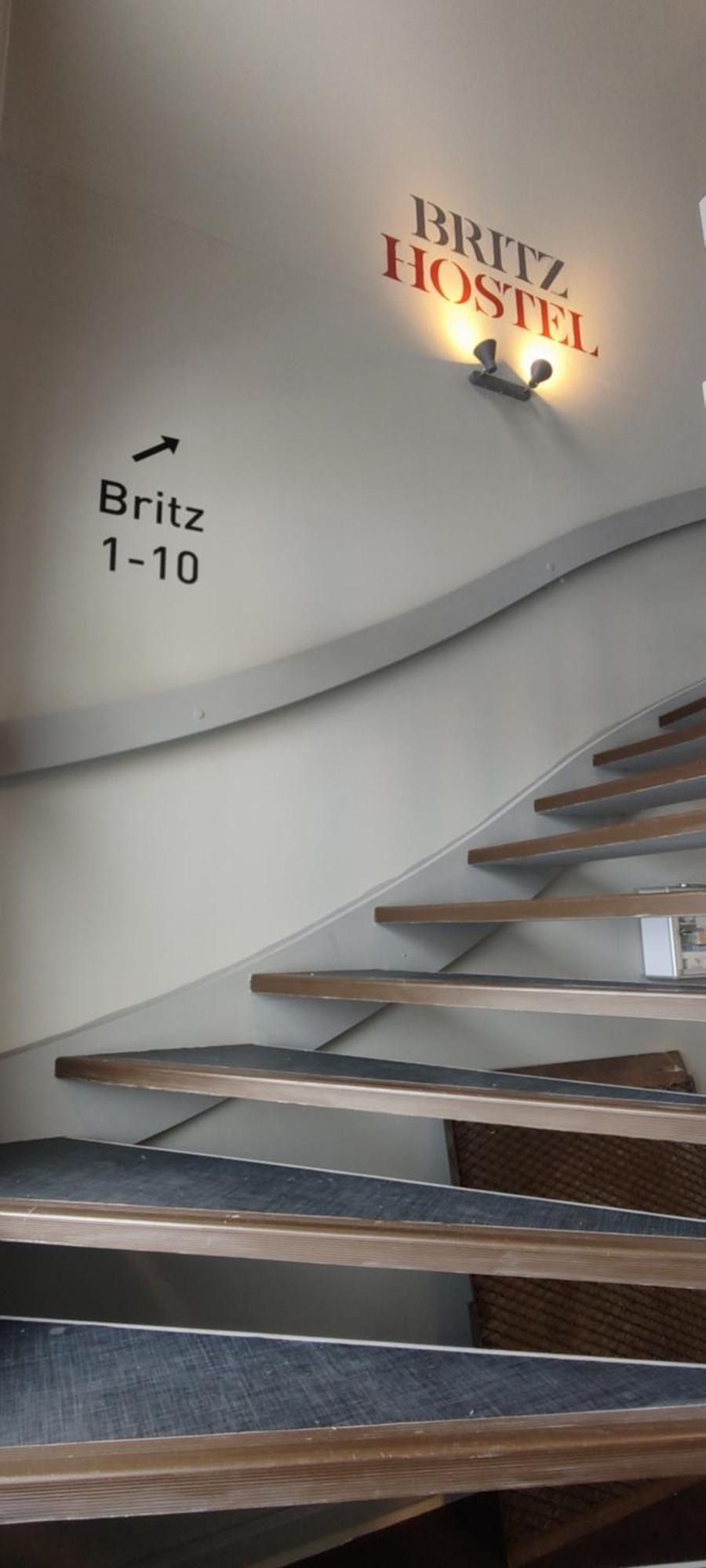 Britz Hostel Kristinehamn Buitenkant foto